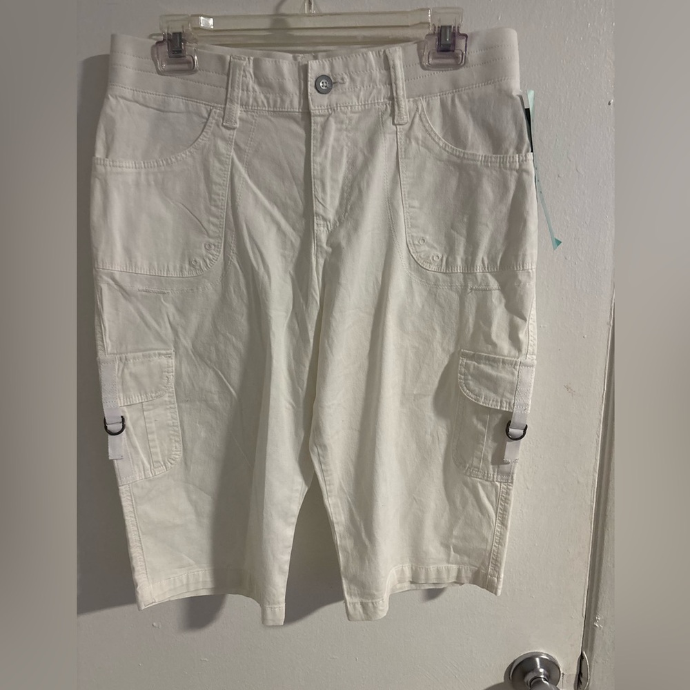 Lee Platinum Label Skimmer Shorts 8P White Cargo Petite NWT Mid Rise
(982)